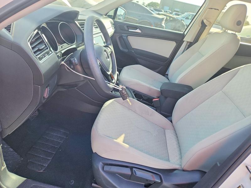 2020 Volkswagen Tiguan მანქანა იყიდება აუქციონზე, vin: 3VV1B7AX5LM112606, აუქციონის ნომერი: 65639576