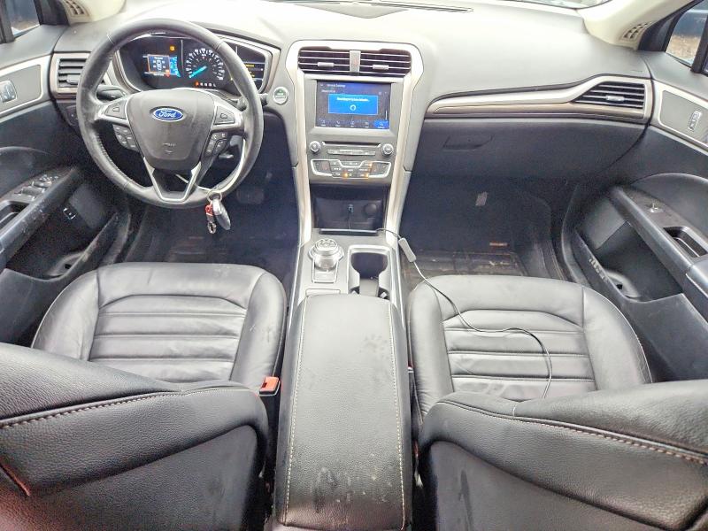 66245736 :رقم المزاد ، 3FA6P0PU1HR327328 vin ، 2017 Ford Fusion مزاد بيع