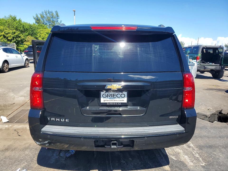 64775546 :رقم المزاد ، 1GNSKBKC0LR111239 vin ، 2020 Chevrolet Tahoe مزاد بيع