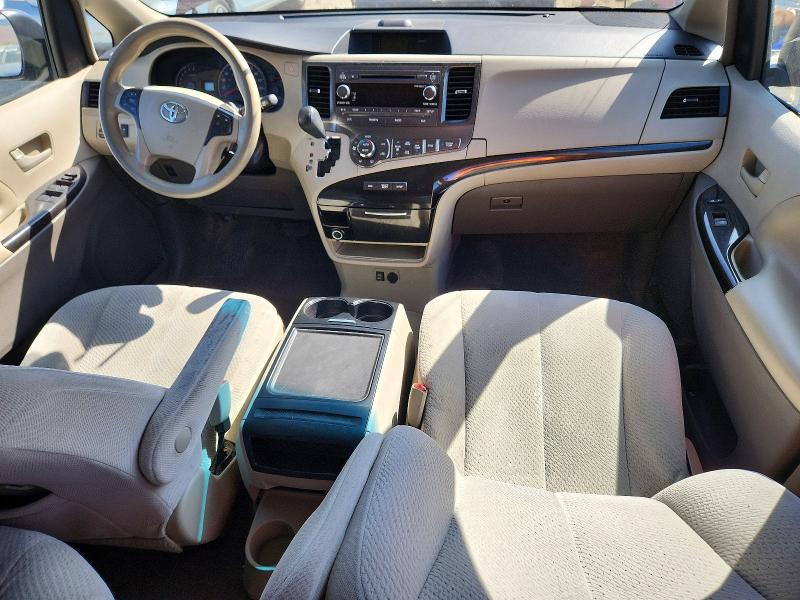 64516086 :رقم المزاد ، 5TDKK3DC7ES458163 vin ، 2014 Toyota Sienna مزاد بيع