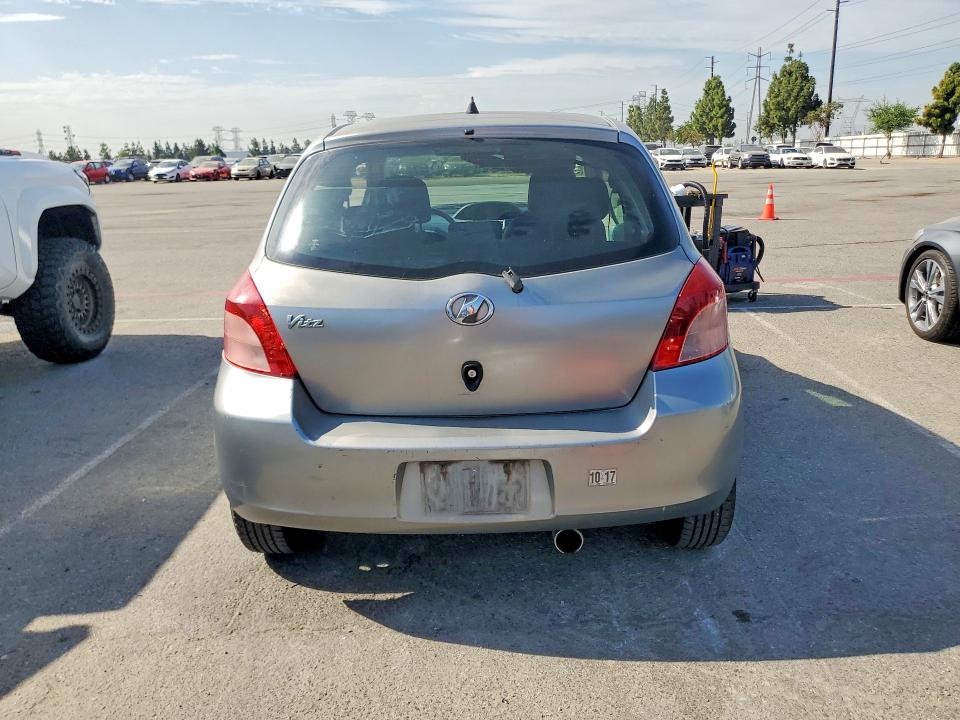 Продаж на аукціоні авто 2007 Toyota Yaris, vin: JTDJT923X75122207, номер лоту: 64301716