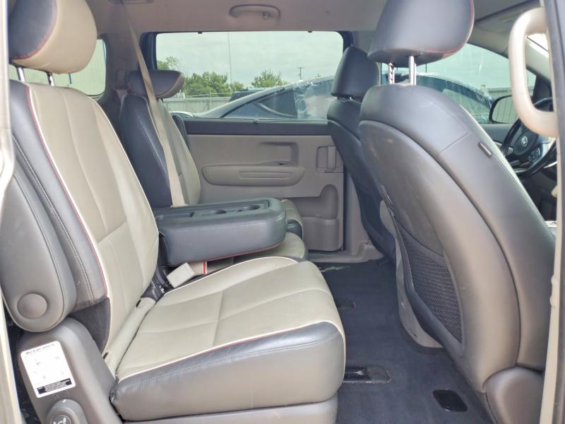 64275876 :رقم المزاد ، KNDMB5C19J6401882 vin ، 2018 Kia Sedona مزاد بيع