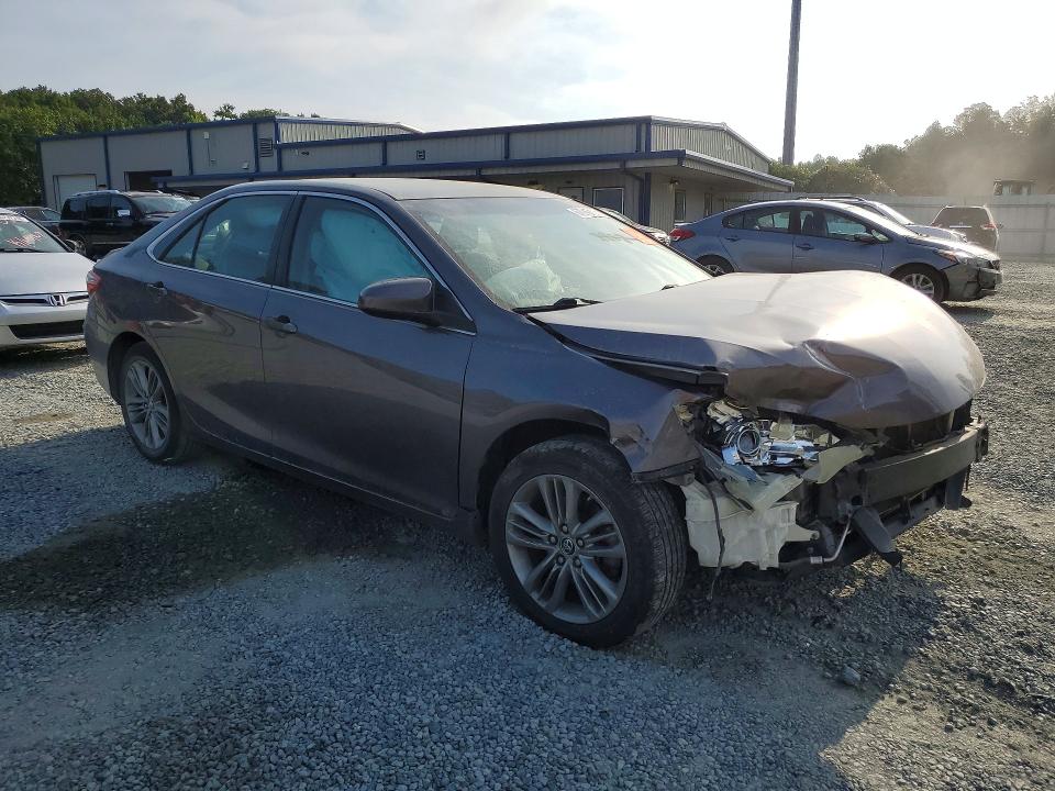 2015 Toyota Camry მანქანა იყიდება აუქციონზე, vin: 4T1BF1FK1FU483694, აუქციონის ნომერი: 67015106