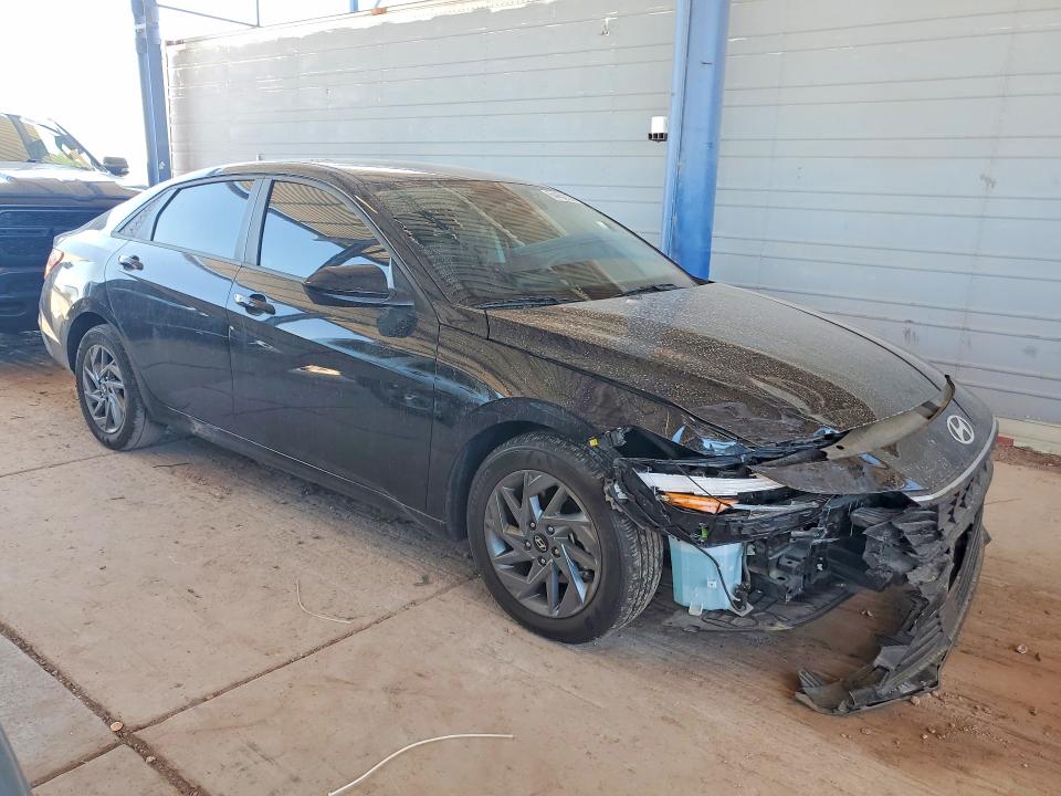 2024 Hyundai Elantra მანქანა იყიდება აუქციონზე, vin: KMHLM4DG7RU805463, აუქციონის ნომერი: 64452126