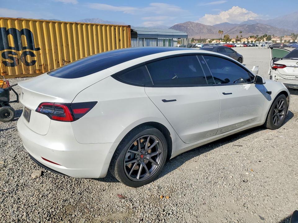 67093806 :رقم المزاد ، 5YJ3E1EA4NF154595 vin ، 2022 Tesla Mdl S Std مزاد بيع