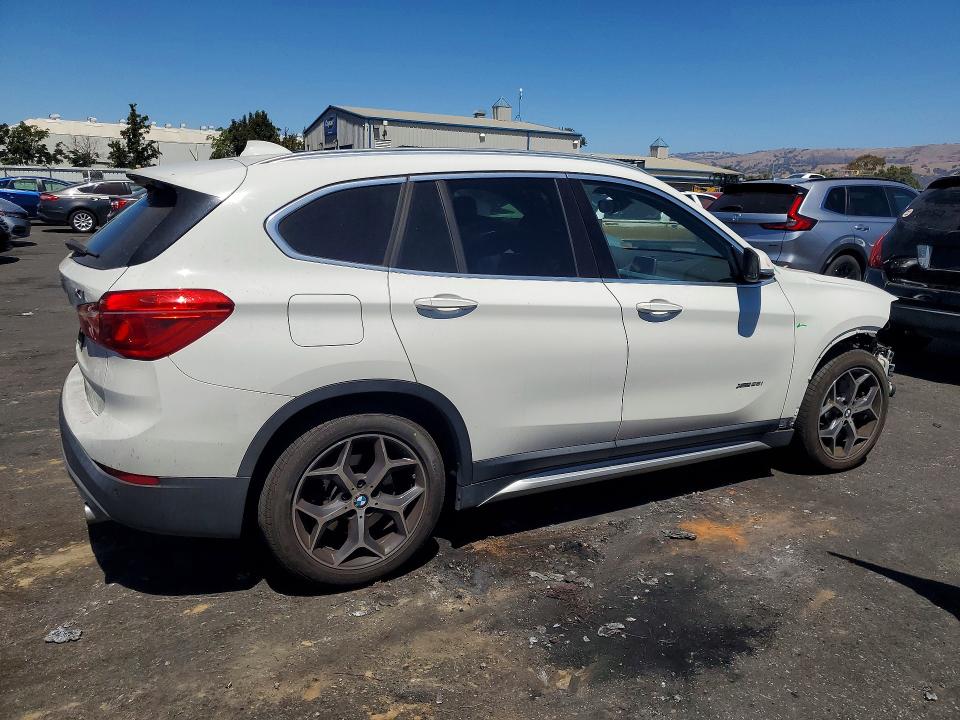 Aukcja sprzedaży 2018 Bmw X1, vin: WBXHT3C32J5K28669, numer aukcji: 65920576