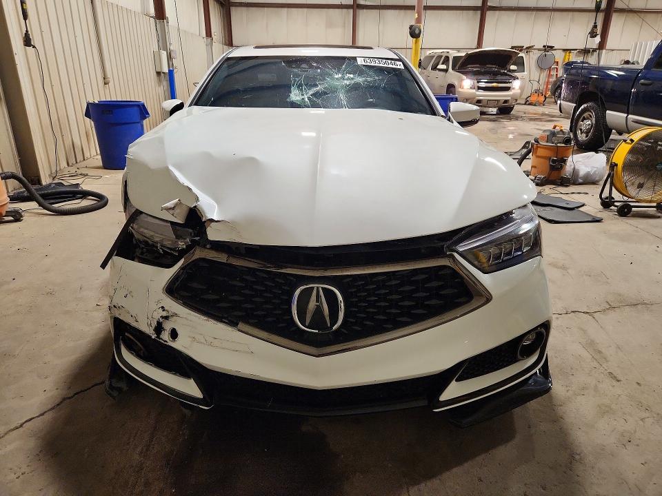 Aukcja sprzedaży 2018 Acura Tlx, vin: 19UUB3F69JA005641, numer aukcji: 63935046