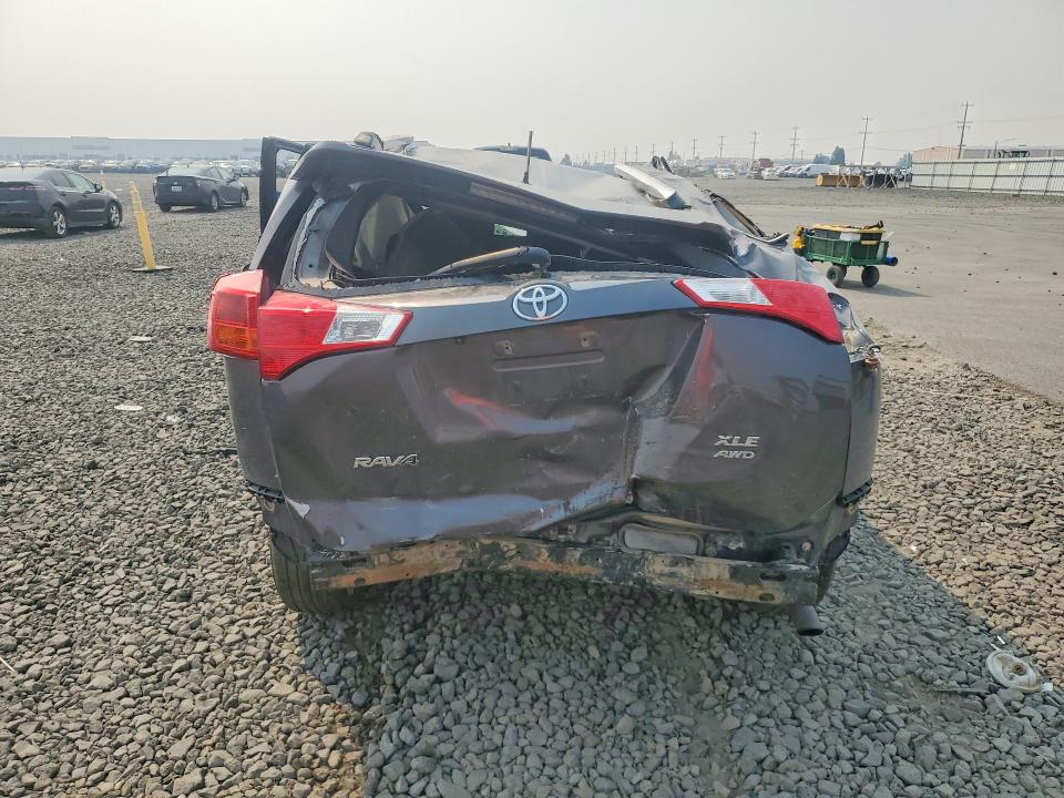63192756 :رقم المزاد ، 2T3RFREV9FW308514 vin ، 2015 Toyota Rav4 مزاد بيع