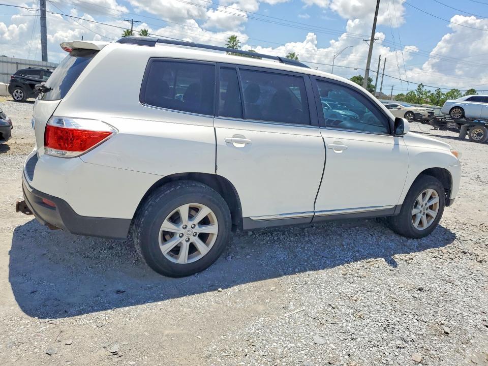 Продаж на аукціоні авто 2013 Toyota Highlander, vin: 5TDBK3EH6DS255144, номер лоту: 61931816
