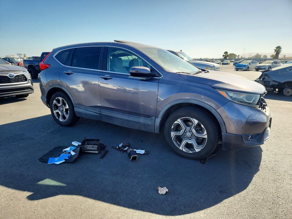 63734016 :رقم المزاد ، 7FARW1H55HE011878 vin ، 2017 Honda Cr-v مزاد بيع