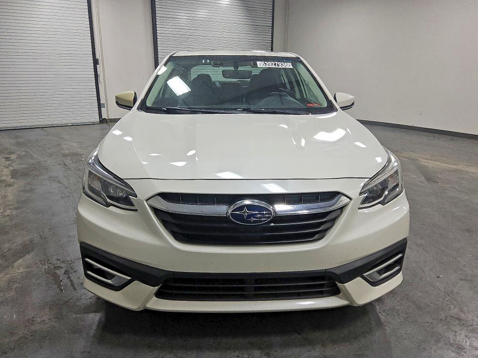 63927936 :رقم المزاد ، 4S3BWAN60M3010378 vin ، 2021 Subaru Legacy مزاد بيع
