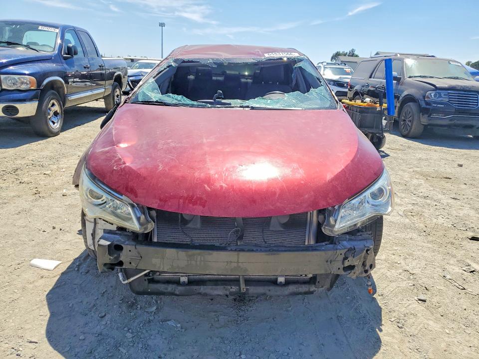 2015 Toyota Camry მანქანა იყიდება აუქციონზე, vin: 4T1BF1FK8FU924091, აუქციონის ნომერი: 64831566