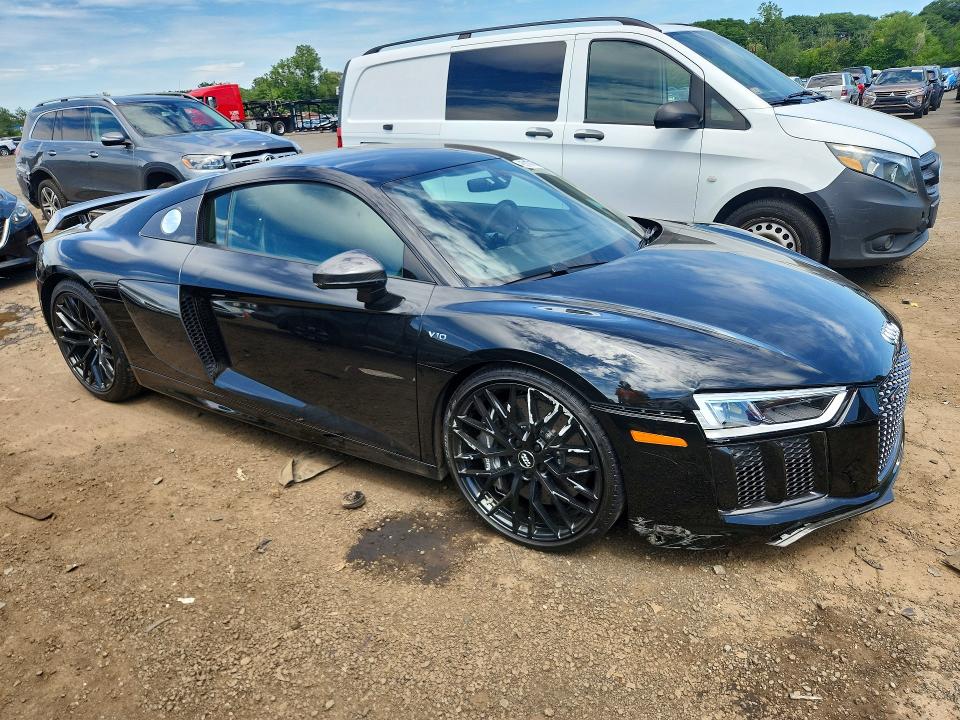 Продажа на аукционе авто 2018 Audi R8, vin: WUAKBAFX8J7901285, номер лота: 63107166