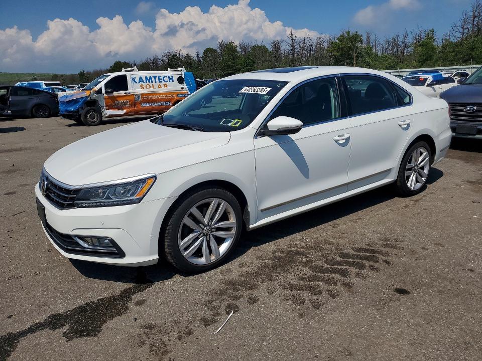 Продажа на аукционе авто 2017 Volkswagen Passat, vin: 1VWGT7A35HC050312, номер лота: 64250206