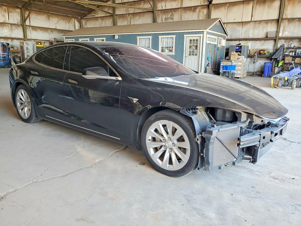 Продаж на аукціоні авто 2018 Tesla Model S, vin: 5YJSA1E20JF293455, номер лоту: 65202746
