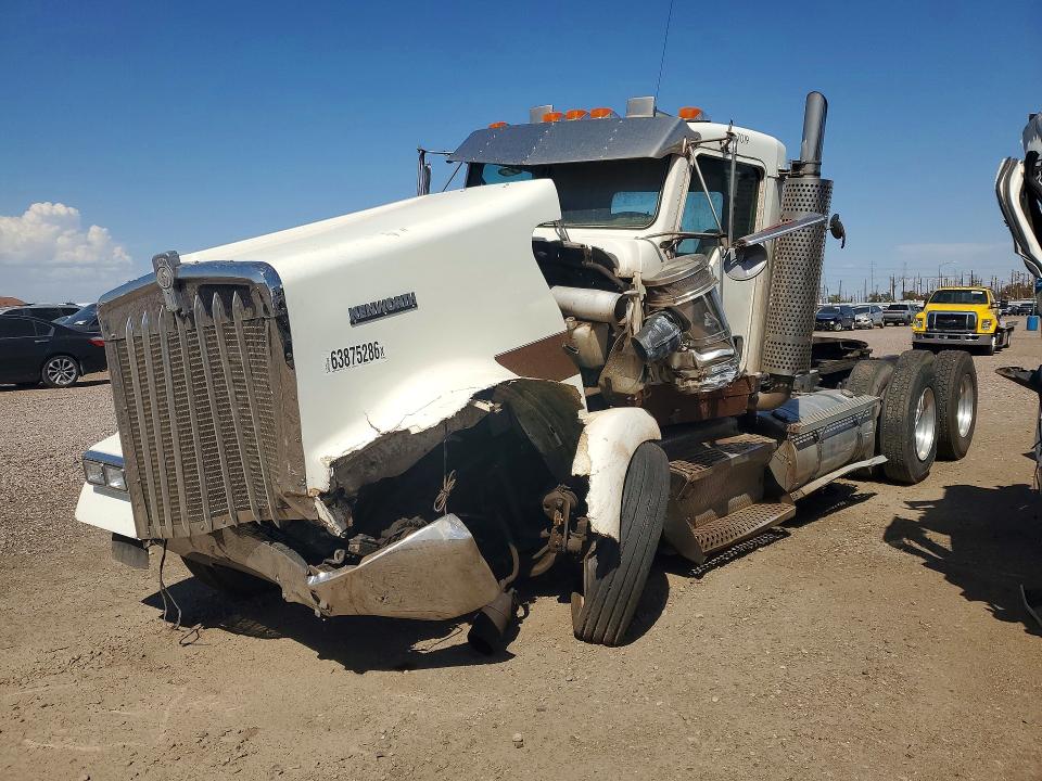 Продажа на аукционе авто 2006 Kenworth Construction, vin: 1XKWDB9X16R139444, номер лота: 63875286