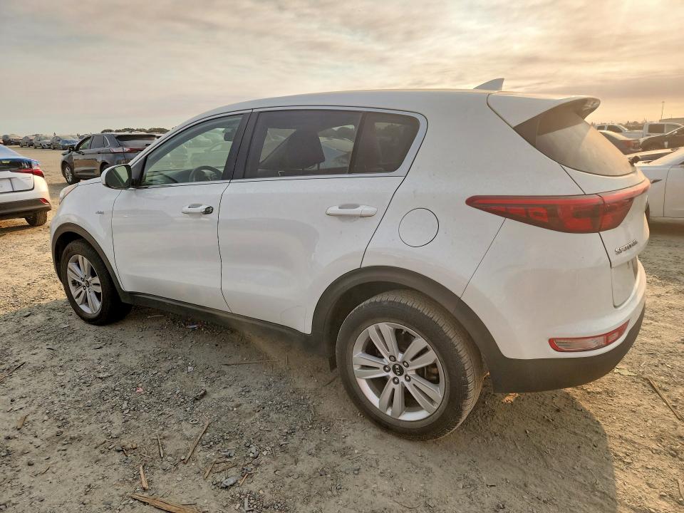 Продаж на аукціоні авто 2017 Kia Sportage, vin: KNDPMCAC5H7159614, номер лоту: 63025786