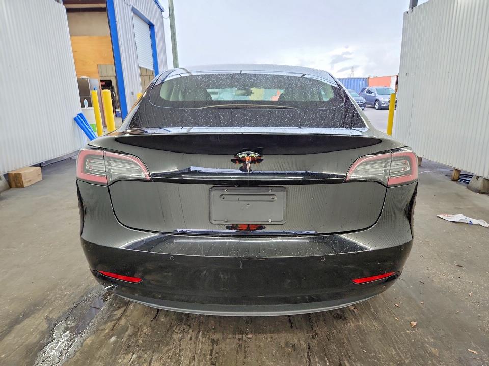2022 Tesla Model 3 მანქანა იყიდება აუქციონზე, vin: 5YJ3E1EAXNF371746, აუქციონის ნომერი: 65464206