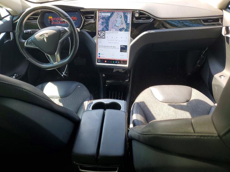 64537006 :رقم المزاد ، 5YJSA1E13FF113013 vin ، 2015 Tesla Model S مزاد بيع