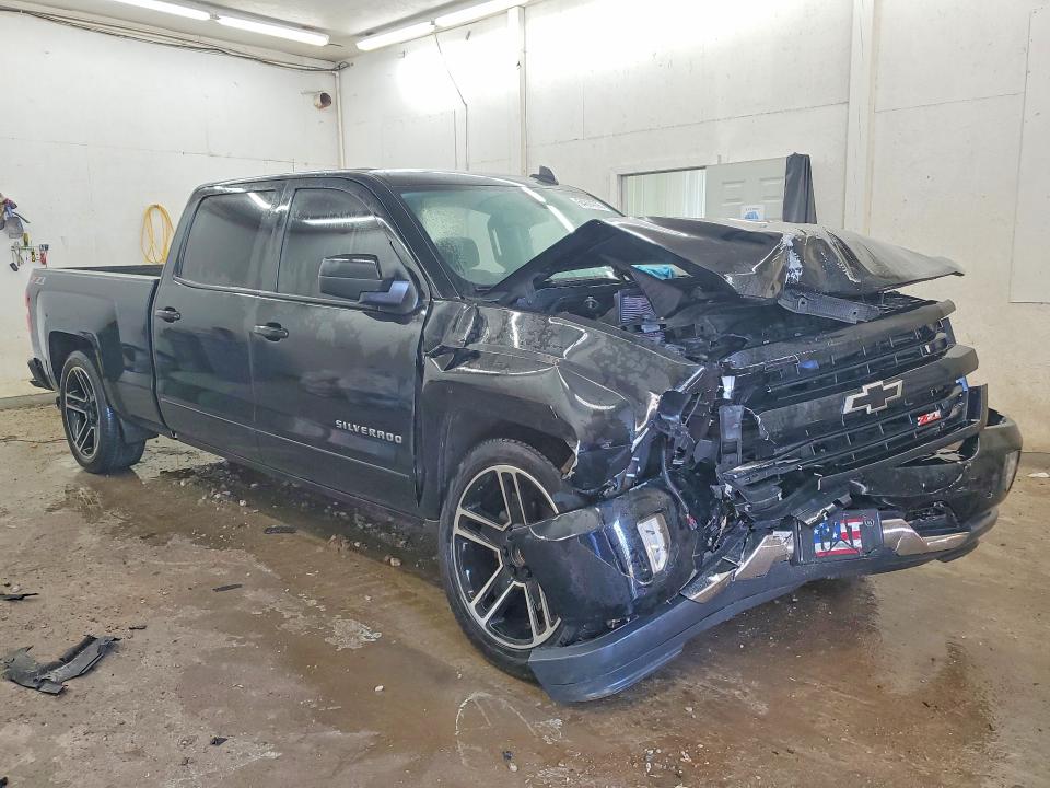 Aukcja sprzedaży 2018 Chevrolet Silverado, vin: 3GCUKREC5JG413421, numer aukcji: 64974706