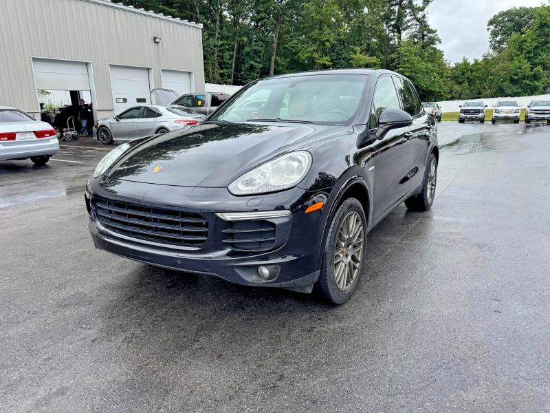 Продаж на аукціоні авто 2017 Porsche Cayenne, vin: WP1AE2A24HLA72698, номер лоту: 64015166