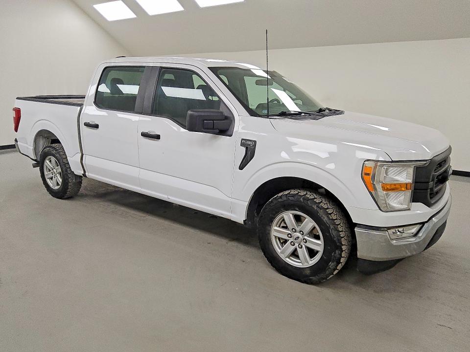 60552776 :رقم المزاد ، 1FTEW1CB8NKF26430 vin ، 2022 Ford F150 مزاد بيع