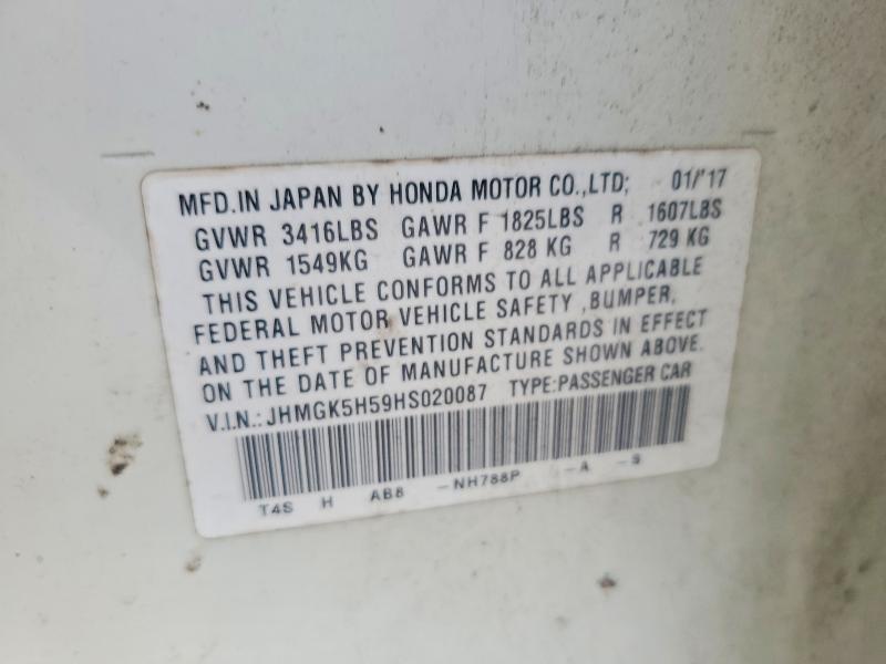 64718086 :رقم المزاد ، JHMGK5H59HS020087 vin ، 2017 Honda Fit مزاد بيع