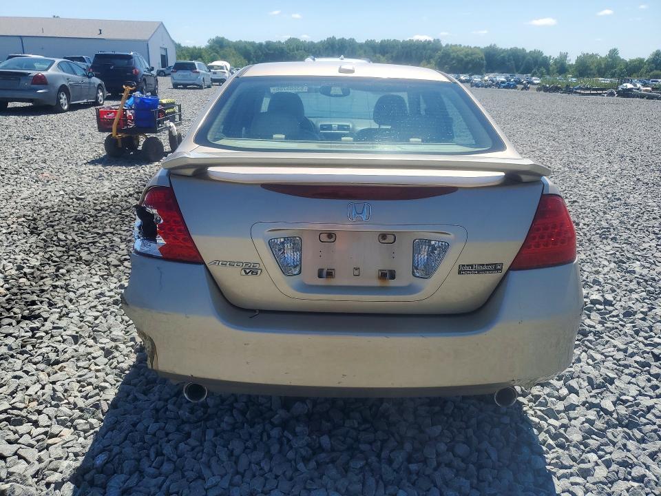 63686706 :رقم المزاد ، 1HGCM66596A006455 vin ، 2006 Honda Accord مزاد بيع