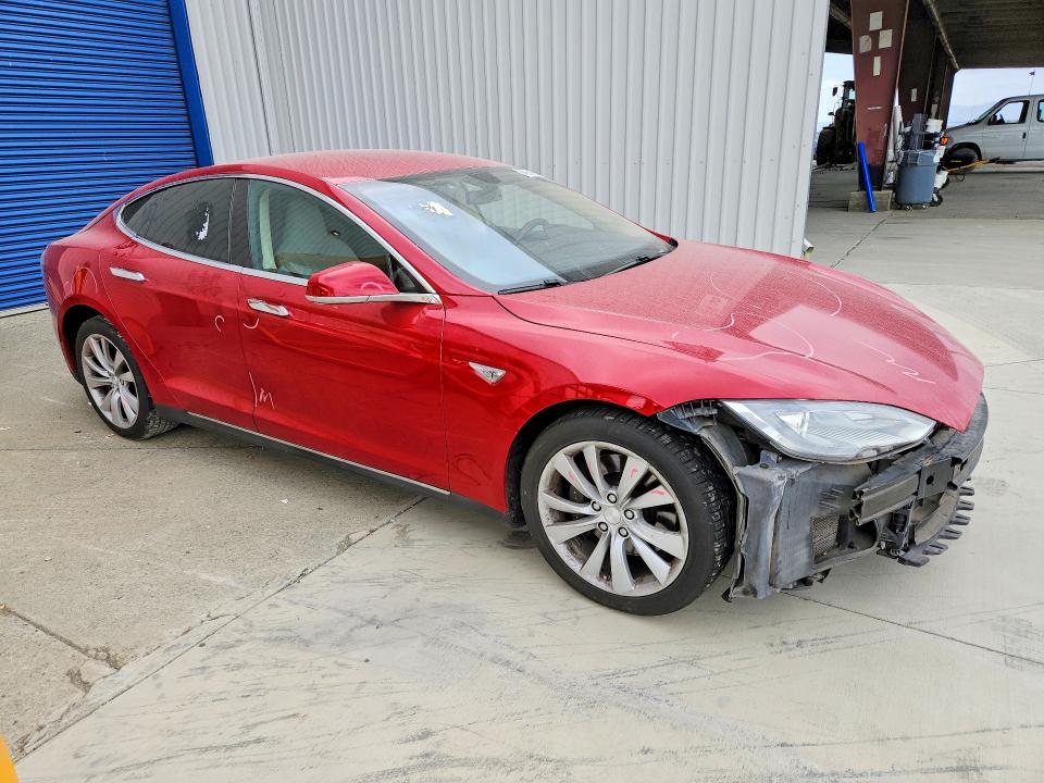 Продажа на аукционе авто 2014 Tesla Model S, vin: 5YJSA1H17EFP52263, номер лота: 64765146