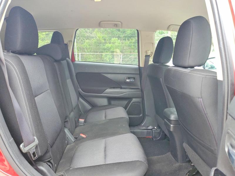 64681496 :رقم المزاد ، JA4AD3A33GZ013750 vin ، 2016 Mitsubishi Outlander مزاد بيع
