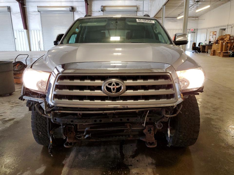 2013 Toyota Sequoia მანქანა იყიდება აუქციონზე, vin: 5TDJW5G10DS076142, აუქციონის ნომერი: 65188356