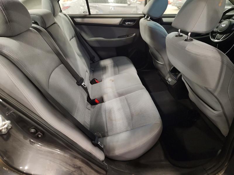 66634786 :رقم المزاد ، 4S3BNAC68J3003843 vin ، 2018 Subaru Legacy مزاد بيع