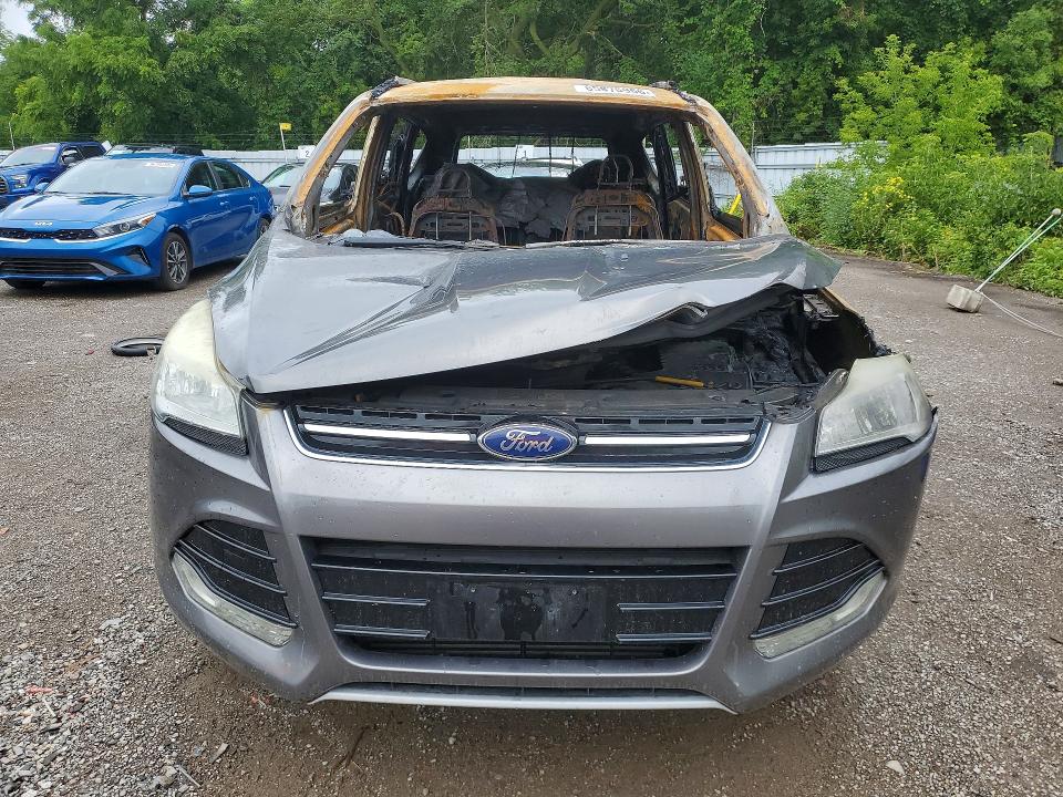 2013 Ford Escape მანქანა იყიდება აუქციონზე, vin: 1FMCU9H95DUD05741, აუქციონის ნომერი: 65876966