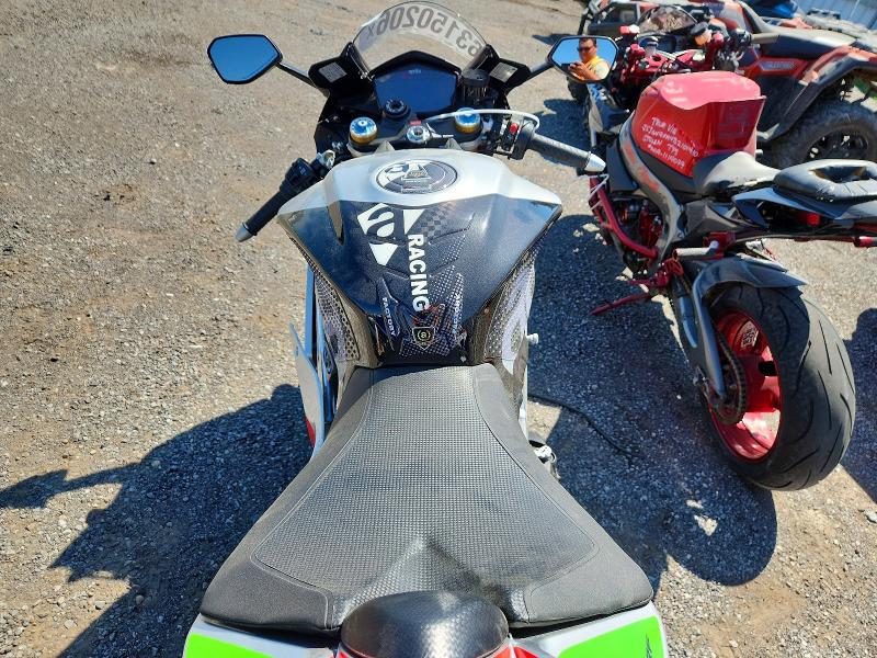 63150206 :رقم المزاد ، ZD4KEU005HS000274 vin ، 2017 Aprilia Rsv4 مزاد بيع