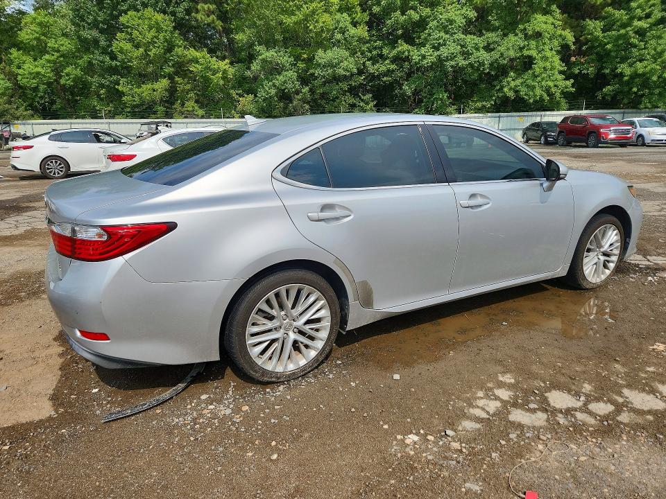 63773226 :رقم المزاد ، JTHBK1GG7D2067800 vin ، 2013 Lexus Es مزاد بيع
