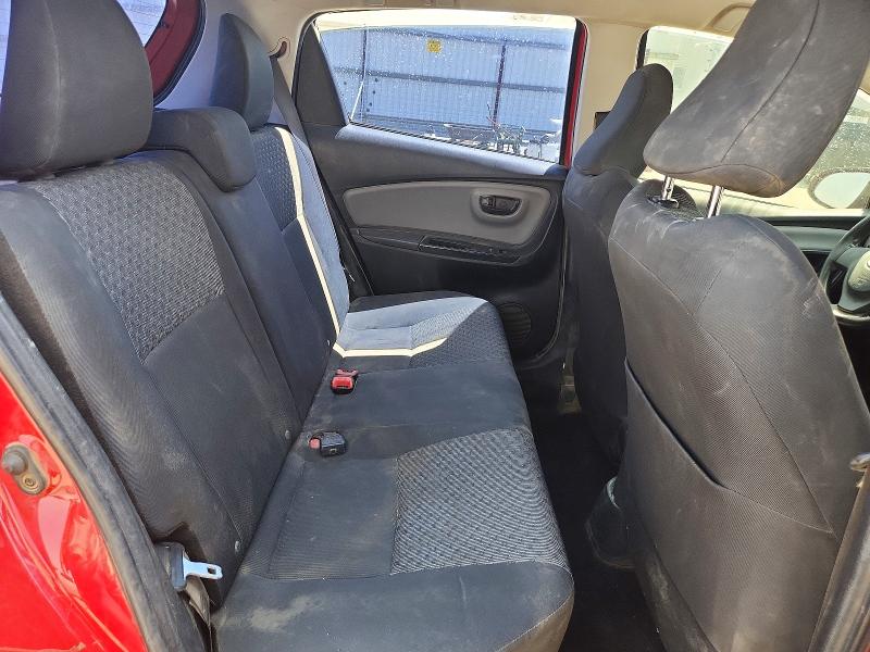 63909726 :رقم المزاد ، VNKKTUD3XFA043265 vin ، 2015 Toyota Yaris مزاد بيع
