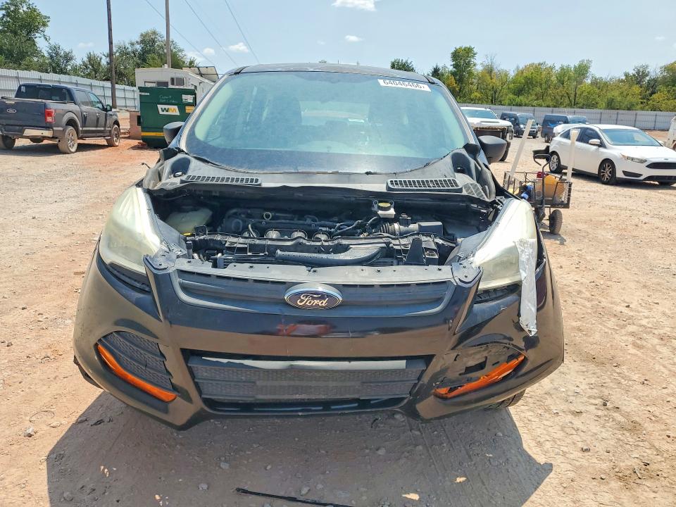 2013 Ford Escape მანქანა იყიდება აუქციონზე, vin: 1FMCU0F76DUB23043, აუქციონის ნომერი: 64046466