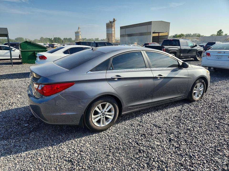 65350676 :رقم المزاد ، 5NPEB4AC0CH399337 vin ، 2012 Hyundai Sonata مزاد بيع