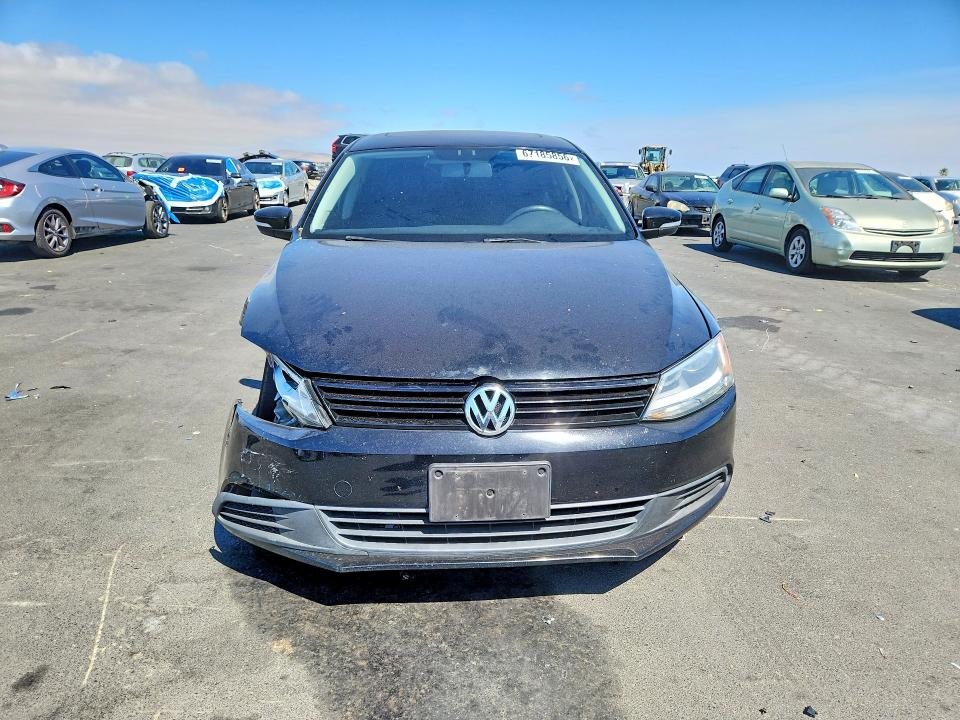 Продажа на аукционе авто 2011 Volkswagen Jetta, vin: 3VWDZ7AJ2BM357913, номер лота: 67185856