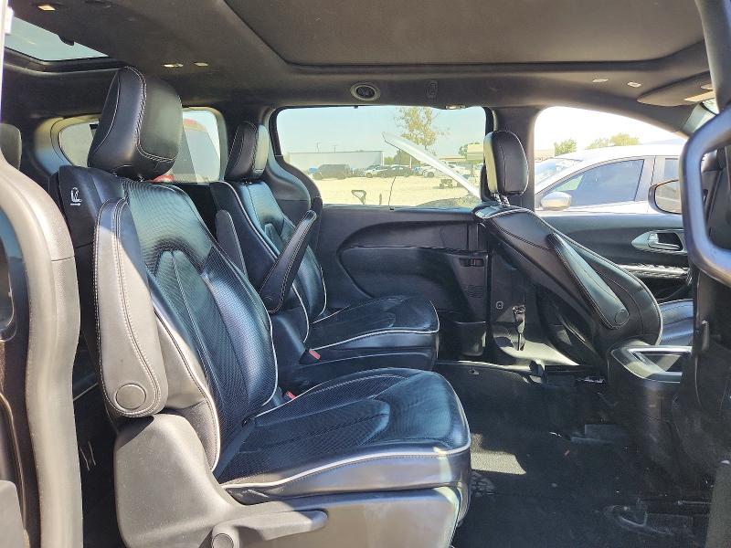 64316576 :رقم المزاد ، 2C4RC1N73KR532989 vin ، 2019 Chrysler Pacifica مزاد بيع