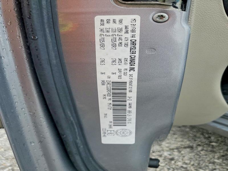 64722016 :رقم المزاد ، 2C4RC1CG3DR574939 vin ، 2013 Chrysler Town & Country مزاد بيع
