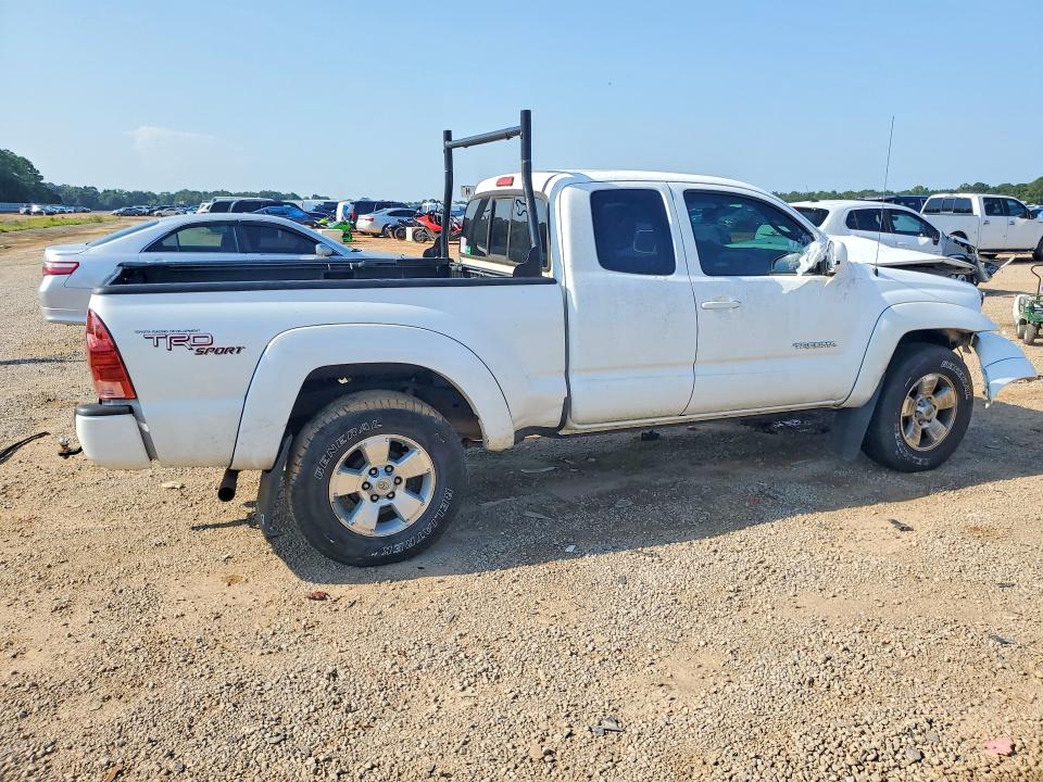 Продажа на аукционе авто 2011 Toyota Tacoma, vin: 5TFUU4EN3BX013417, номер лота: 66498076