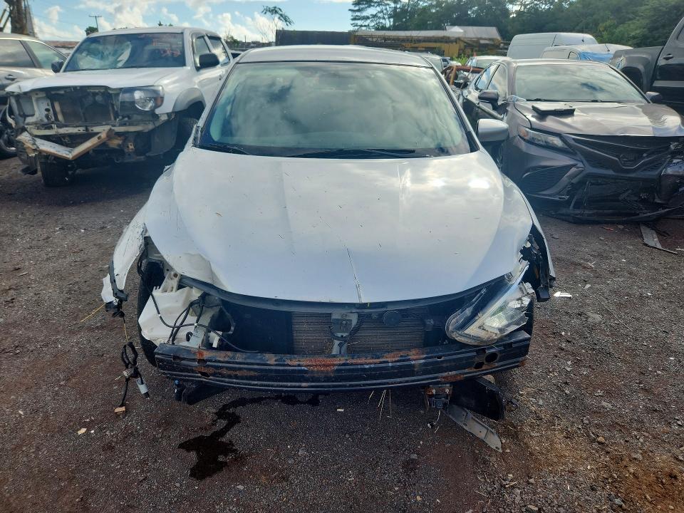 63967166 :رقم المزاد ، 3N1AB7APXKY282386 vin ، 2019 Nissan Sentra مزاد بيع