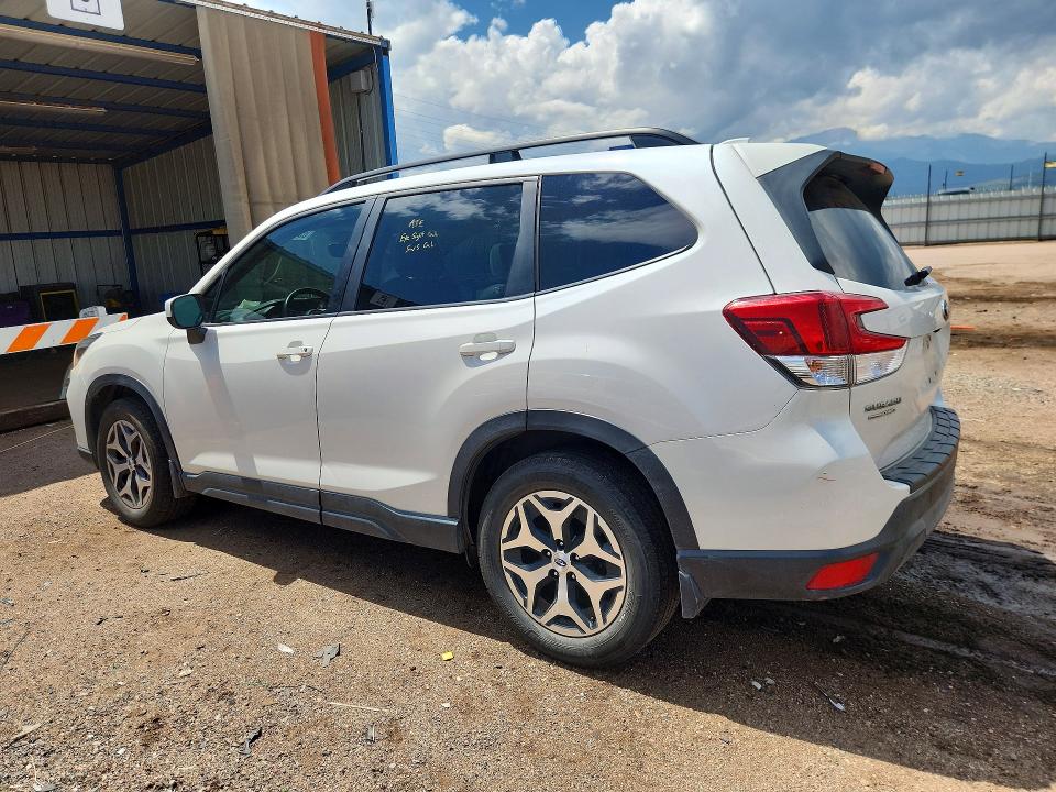 2020 Subaru Forester მანქანა იყიდება აუქციონზე, vin: JF2SKAGC9LH467059, აუქციონის ნომერი: 65192496