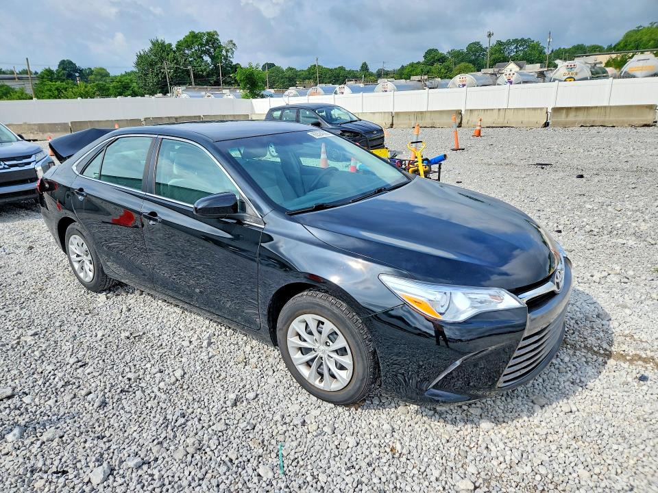 2015 Toyota Camry მანქანა იყიდება აუქციონზე, vin: 4T4BF1FK2FR480678, აუქციონის ნომერი: 65524556