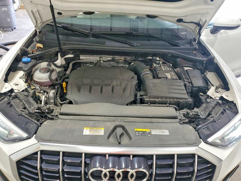 2022 Audi Q3 მანქანა იყიდება აუქციონზე, vin: WA1DECF38N1004850, აუქციონის ნომერი: 63652806