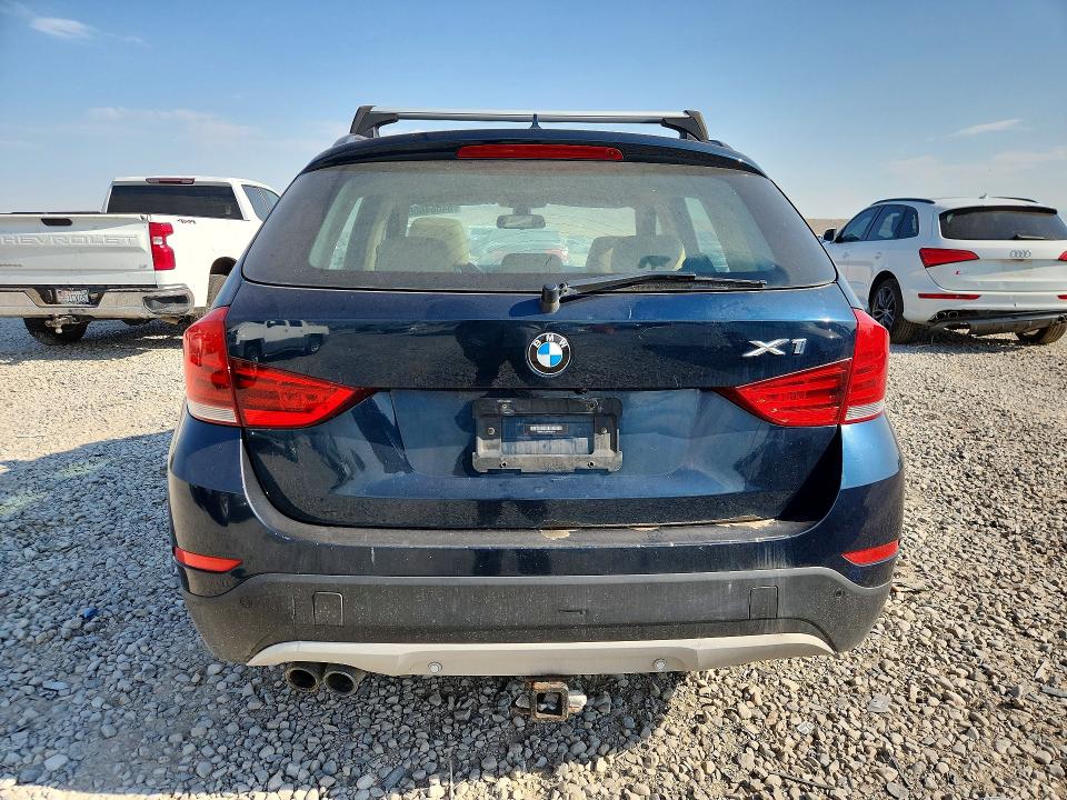 2015 Bmw X1 მანქანა იყიდება აუქციონზე, vin: WBAVL1C57FVY37511, აუქციონის ნომერი: 64584866