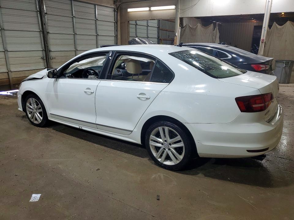 65305076 :رقم المزاد ، 3VWL17AJ2HM410413 vin ، 2017 Volkswagen Jetta مزاد بيع