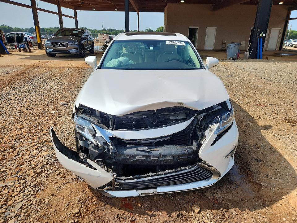 2018 Lexus Es მანქანა იყიდება აუქციონზე, vin: 58ABK1GG5JU103229, აუქციონის ნომერი: 63680466