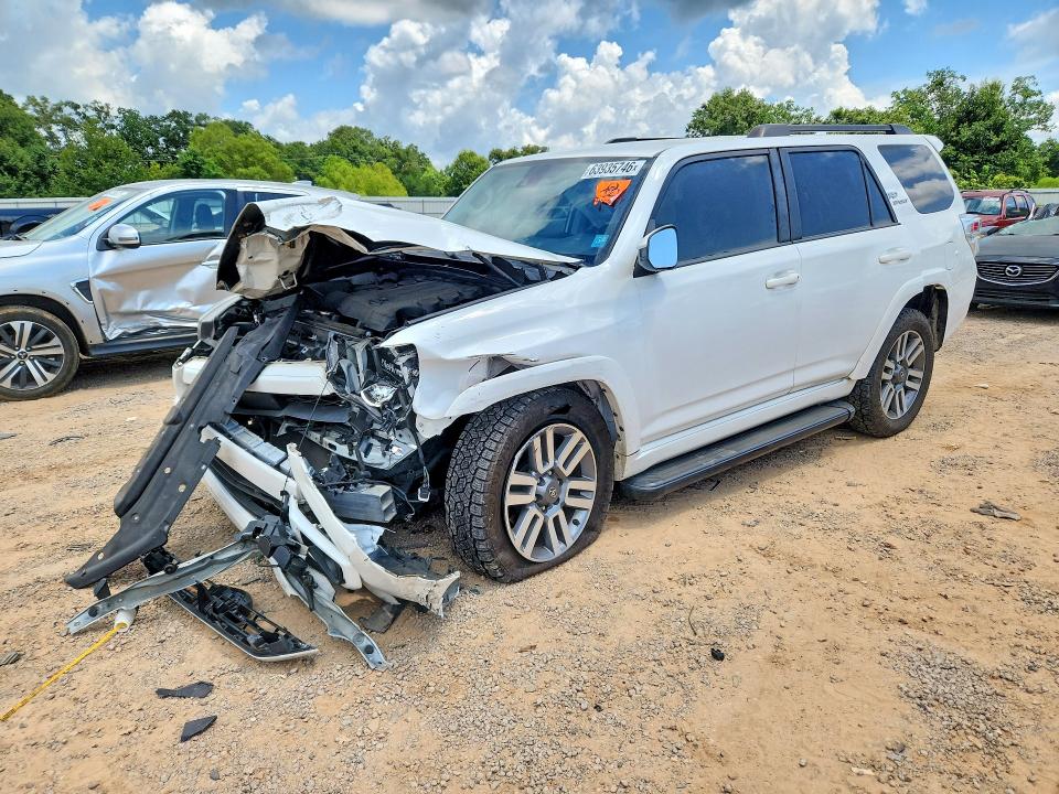 2022 Toyota 4runner მანქანა იყიდება აუქციონზე, vin: JTEAU5JR3N5275046, აუქციონის ნომერი: 63935746